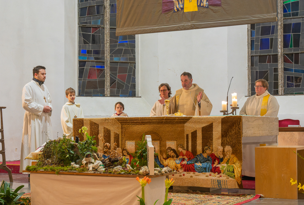 Abendmahlfeier in der Pfarrkirche am Gründonnerstag