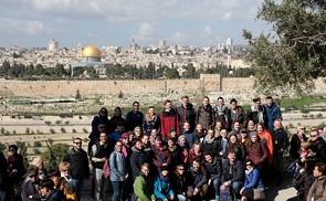 Die WallfahrerInnen aus Oberösterreich auf dem Ölberg in Jerusalem.